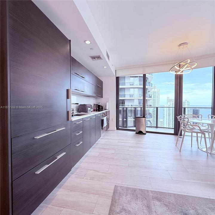 55 SW 9th St 4003, Miami, Florida 33130, HOA KỲ