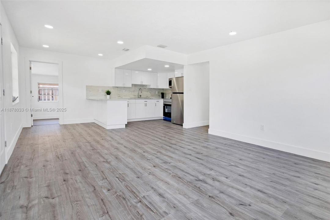 4647 NW 15th Ct, Miami, Florida 33142