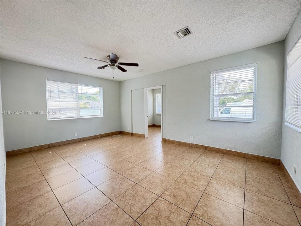 2525 N 23rd Ave 1, Hollywood, Floryda 33020, USA