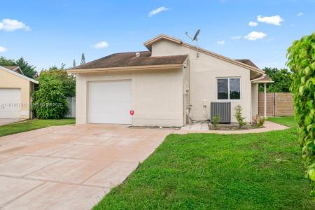 11041 SW 11th Ct 0, Pembroke Pines, Florida 33025, USA
