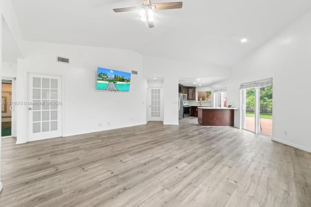11041 SW 11th Ct 0, Pembroke Pines, フロリダ 33025, アメリカ合衆国