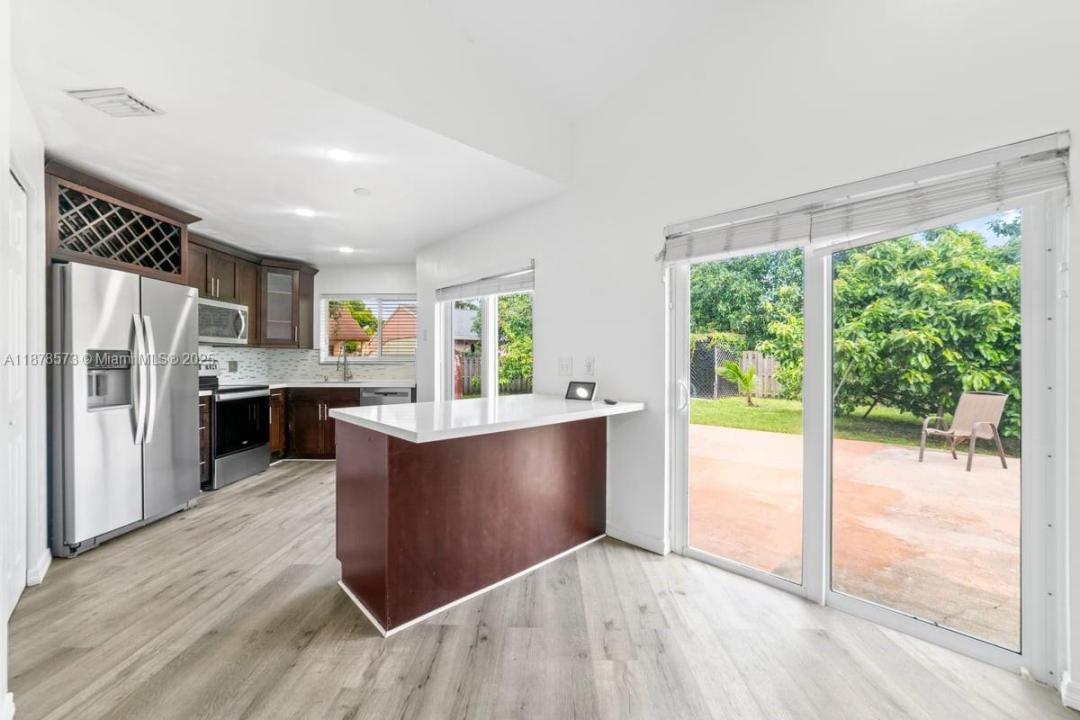 11041 SW 11th Ct 0, Pembroke Pines, フロリダ 33025, アメリカ合衆国