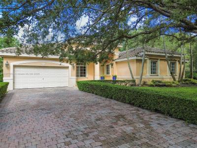 16002 SW 84th Ct, Palmetto Bay, Florida 33157, USA