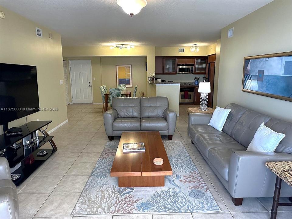 2080 S OCEAN DRIVE 1010, Hallandale Beach, Florida 33009, Stati Uniti