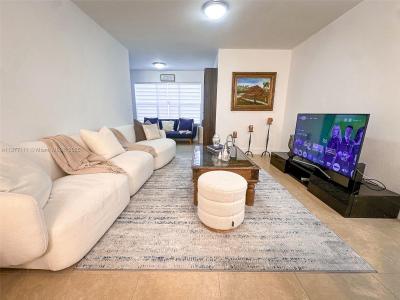 12840 Vista Isles Dr 615, Sunrise, Florida 33325, USA