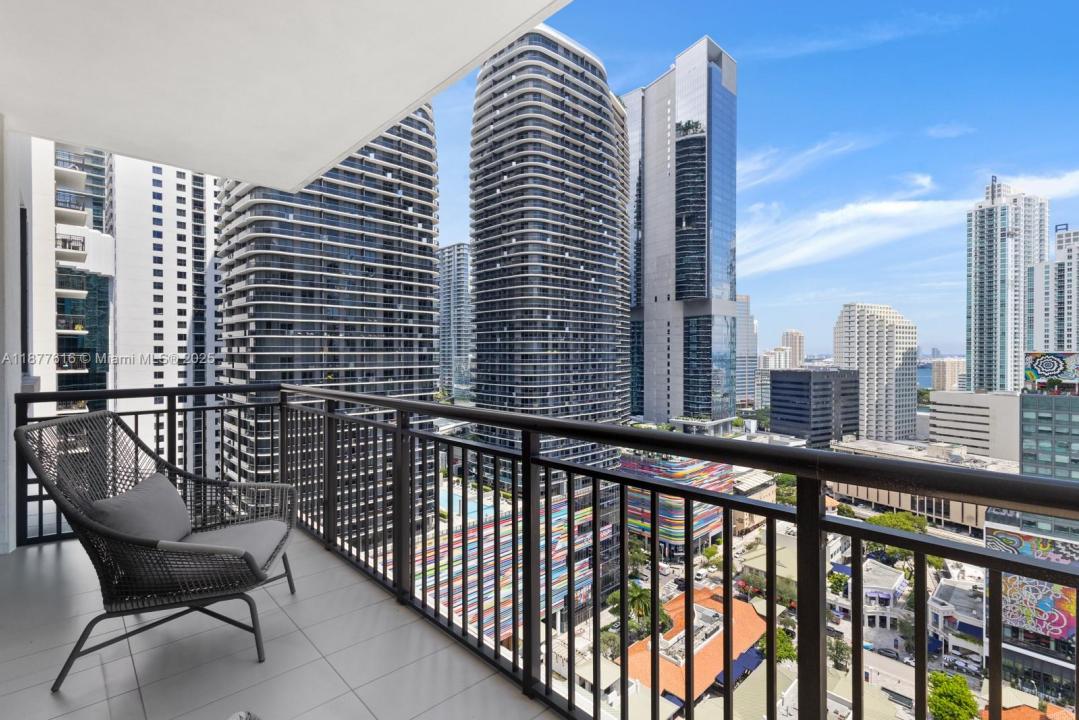 999 SW 1st Ave 2502, Miami, Florida 33130