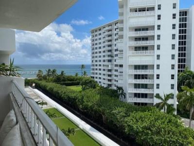 199 Ocean Lane Dr 707, Key Biscayne, Florida 33149, USA