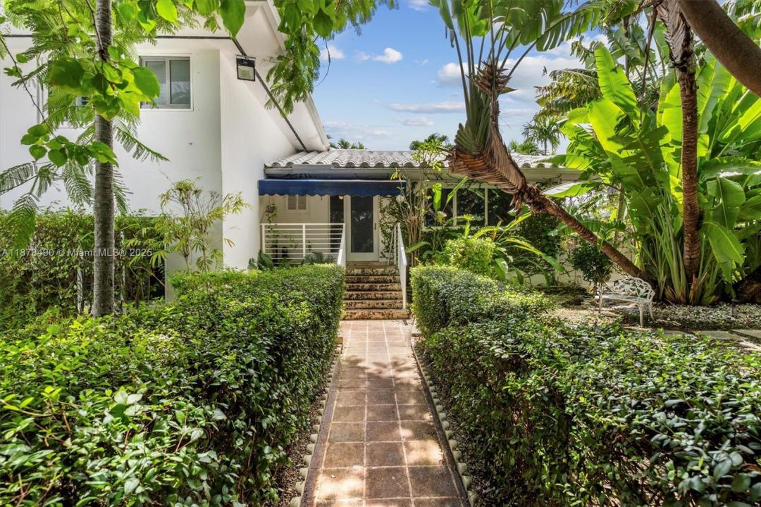 1164 NE 86th St, Miami, פלורידה 33138, ארצות הברית של אמריקה 