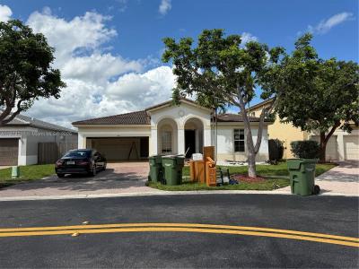 4045 NE 15th St, Homestead, Florida 33033, USA