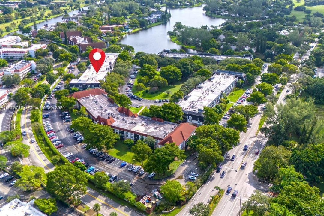3680 Inverrary Dr 3J, Lauderhill, Florida 33319