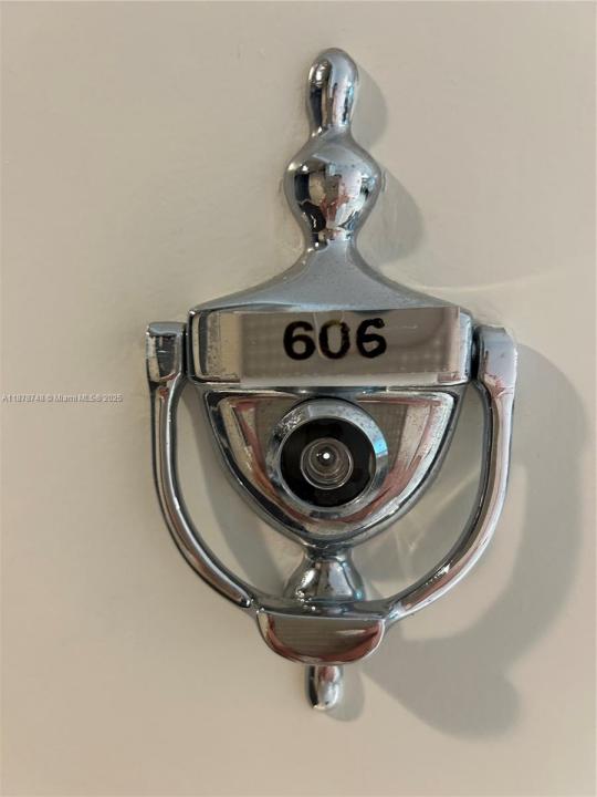 150 Sunny Isles Blvd 1-606, Sunny Isles Beach, Florida 33160, HOA KỲ