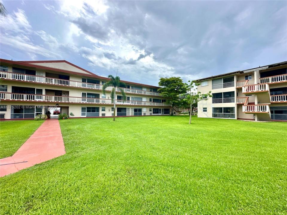 5300 Washington St A139, Hollywood, Florida 33021, USA