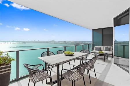 700 NE 24th ST 2402, Miami, Florida 33137, USA
