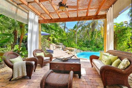 16645 SW 87th Ct, Palmetto Bay, Flórida 33157, Estados Unidos