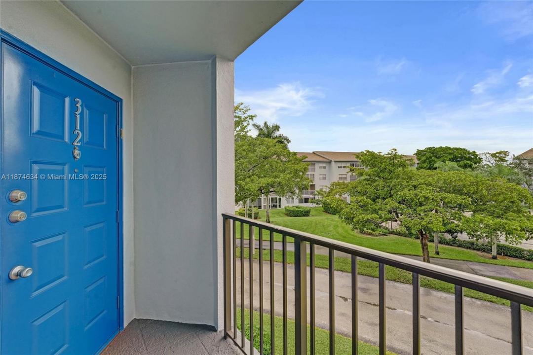 800 SW 125th Way 312O, Pembroke Pines, Flórida 33027, Estados Unidos