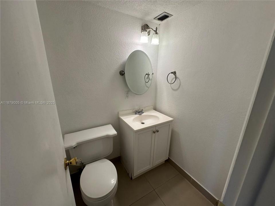 7118 Bonita Dr 305, Miami Beach, 佛羅里達州 33141, 美國