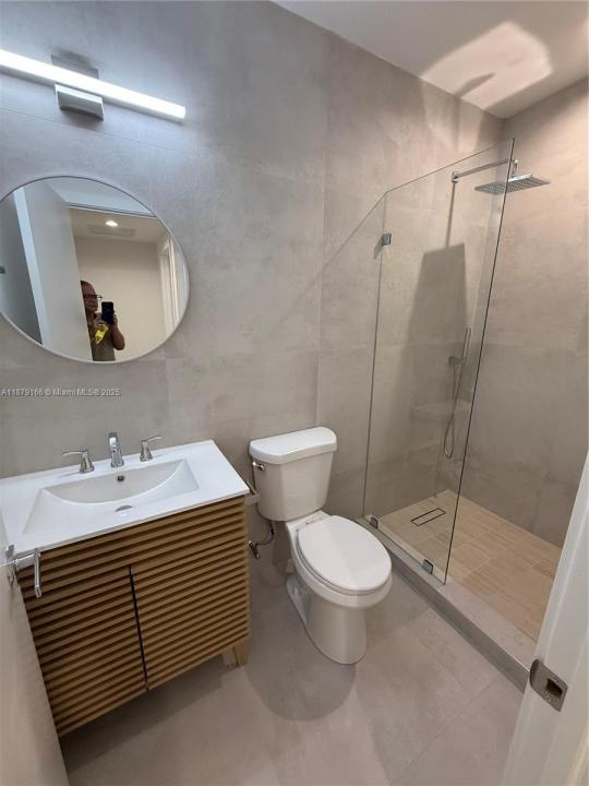 1256 NE 110th Ter 2, Miami, Flórida 33161, Estados Unidos