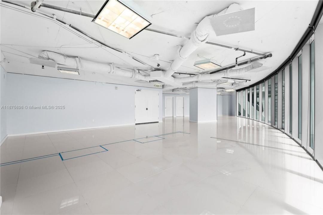 900 Biscayne Blvd O-1001, Miami, Флорида 33132, Соединенные Штаты