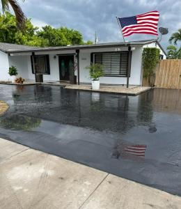 10030 SW 51st Ter, Miami, Florida 33165, USA