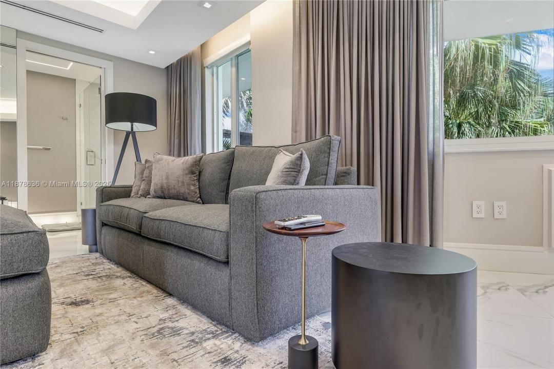 10190 Collins Ave 203, Bal Harbour, פלורידה 33154, ארצות הברית של אמריקה 