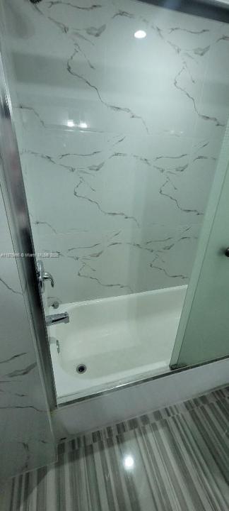 18061 Biscayne Blvd 301, Aventura, Флорида 33160, Соединенные Штаты