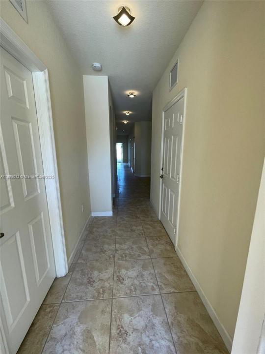 2401 NE 4th St, Homestead, Florida 33033