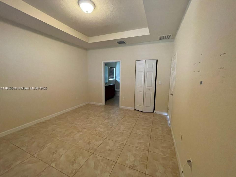 2401 NE 4th St, Homestead, Florida 33033