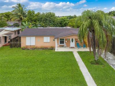 10854 SW 141st Ln, Miami, Florida 33176, USA