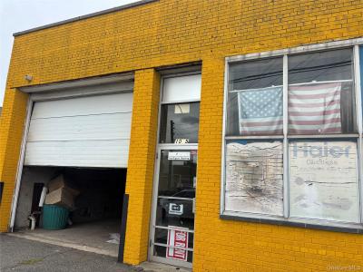 1065 Front Street, Hempstead, Nowy Jork 11553, USA