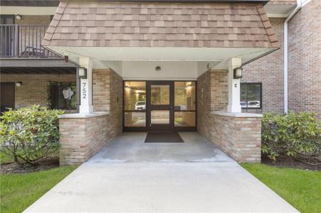 752 Quaker Lane C311, ワーウィック, ロードアイランド 02818, アメリカ合衆国