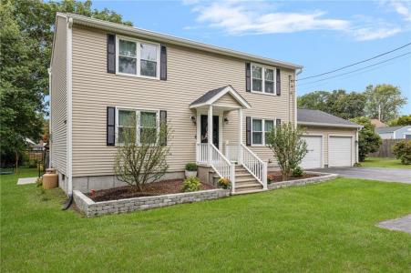 5 Cyr Court, West Warwick, Rhode Island 02893, HOA KỲ