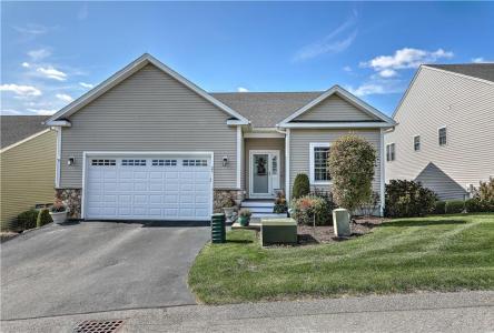 21 Cedar Ridge Lane, West Greenwich, Rhode Island 02817, USA