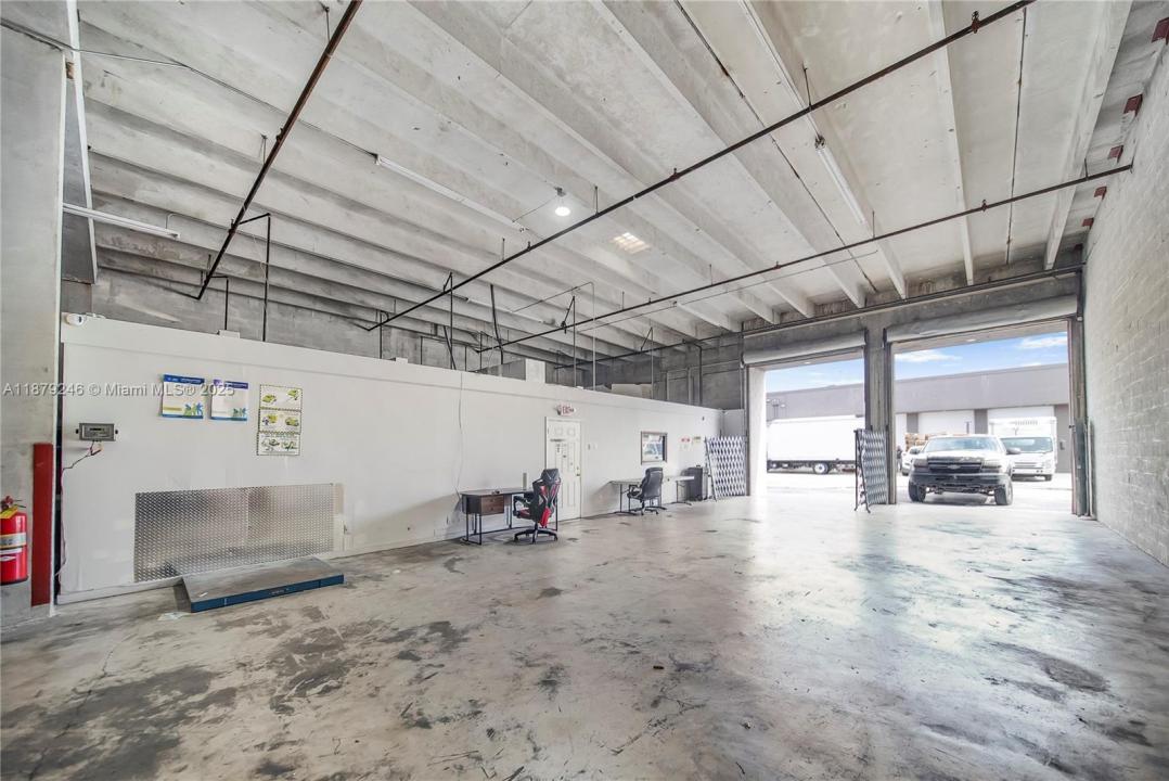 3018 NW 79th Ave 3018, Doral, フロリダ 33122, アメリカ合衆国