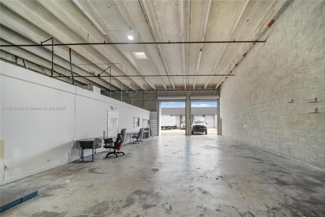 3018 NW 79th Ave 3018, Doral, フロリダ 33122, アメリカ合衆国