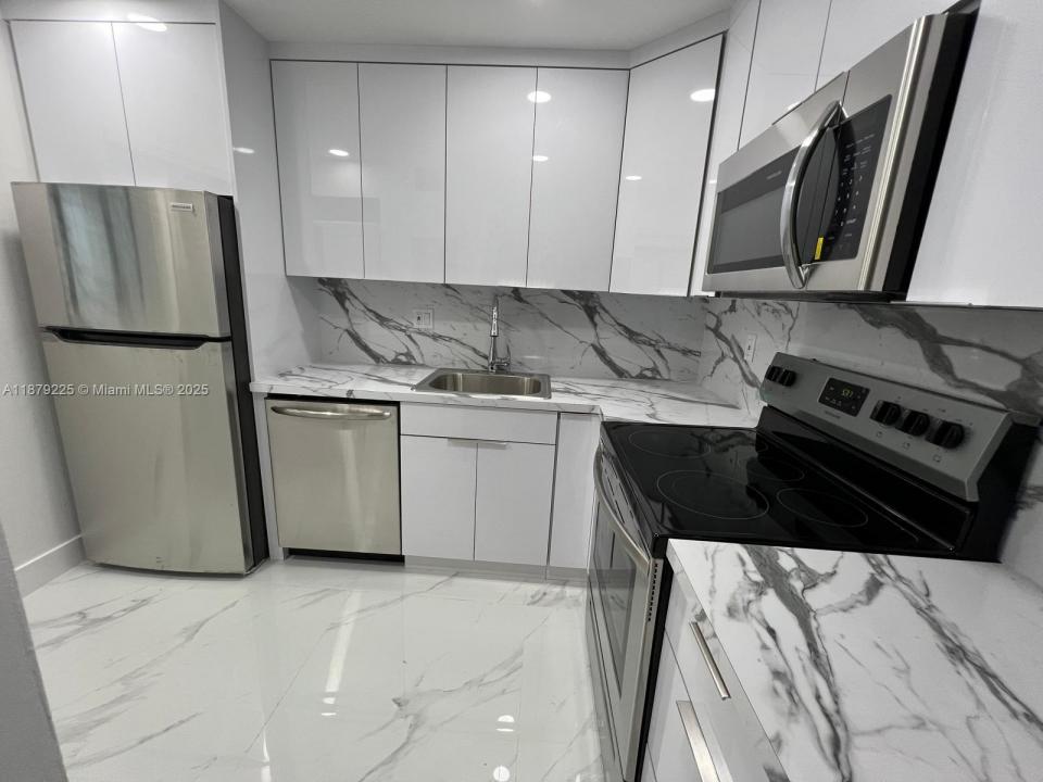 505 Gardens Dr 201, Pompano Beach, Florida 33069, Estados Unidos