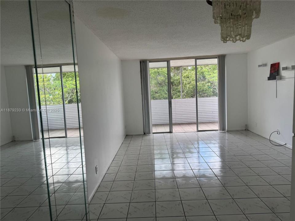 3001 NW 48th Ave 437, Lauderdale Lakes, فلوريدا 33313, الولايات المتحدة