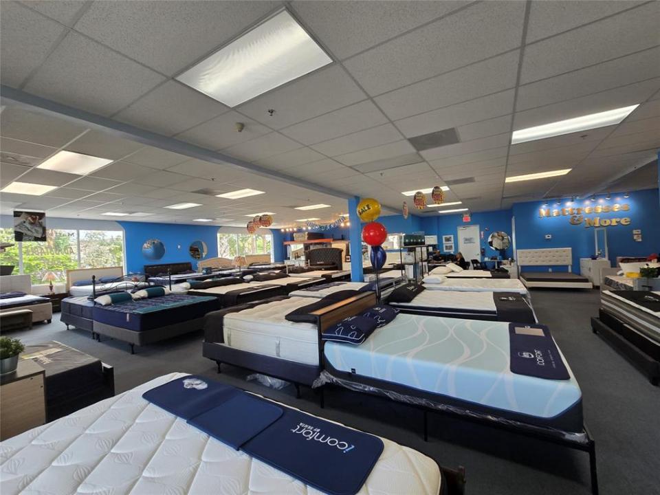 100 N State Road 7 100-101-102, Margate, Florida 33063, Estados Unidos