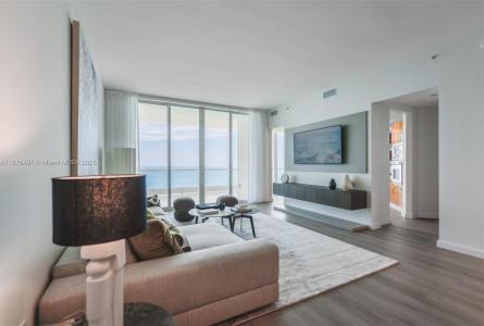 16051 Collins Ave 2102, Sunny Isles Beach, Florida 33160, USA