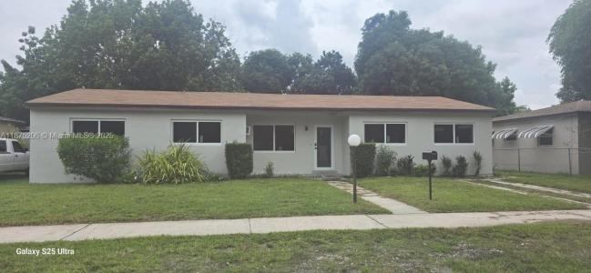 1340 NW 133rd St, Miami, Florida 33167, USA