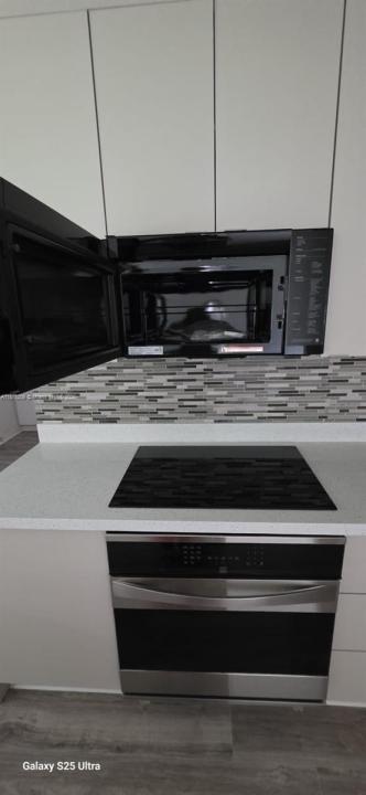 1340 NW 133rd St, Miami, 佛罗里达州 33167, 美国