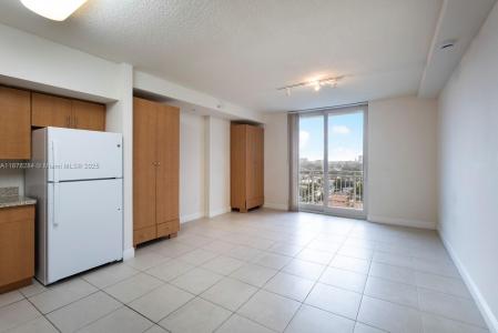 2350 SW 27th Ave 107, Miami, Florida 33145, USA