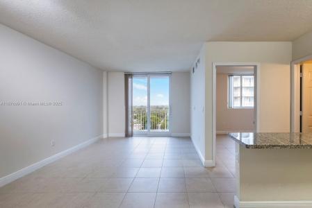 2350 SW 27th Ave 108, Miami, Florida 33145, USA
