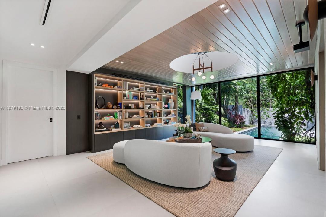 3651 Saint Gaudens Rd, Coconut Grove, Florida 33133