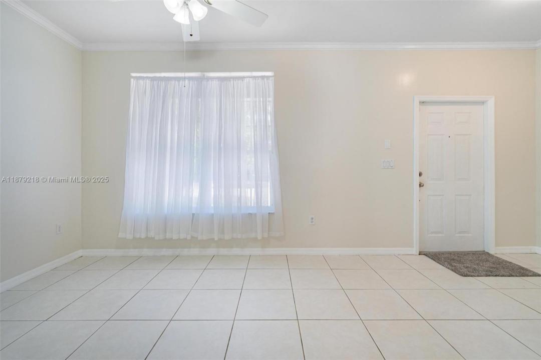 9135 SW 203rd Ter, Cutler Bay, Florida 33189