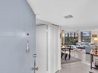 20400 W Country Club Dr 605, Aventura, Florida 33180, USA