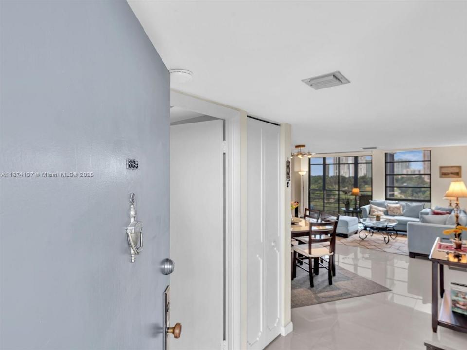 20400 W Country Club Dr 605, Aventura, Florida 33180, Estados Unidos