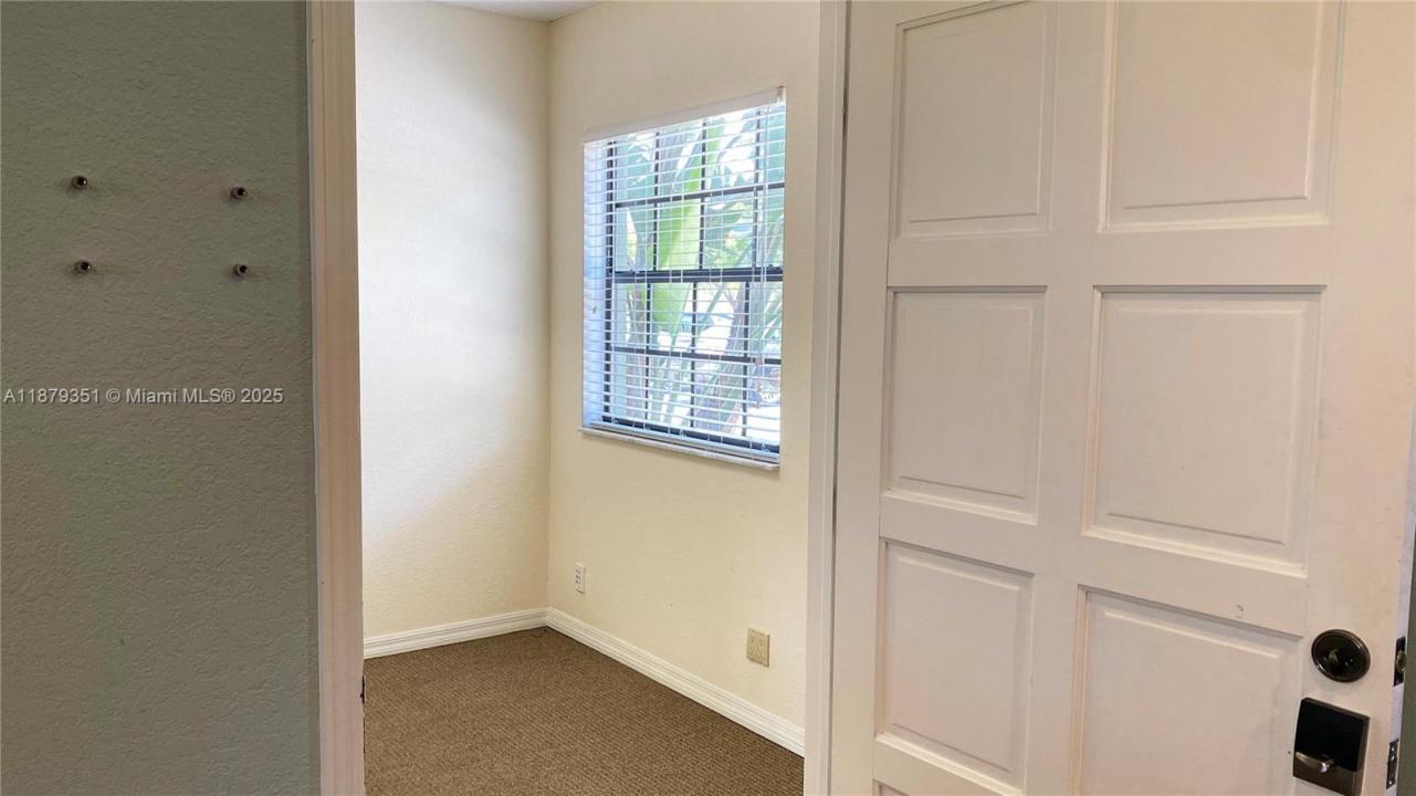 805 E Hillsboro Blvd 102, Deerfield Beach, Flórida 33441, Estados Unidos