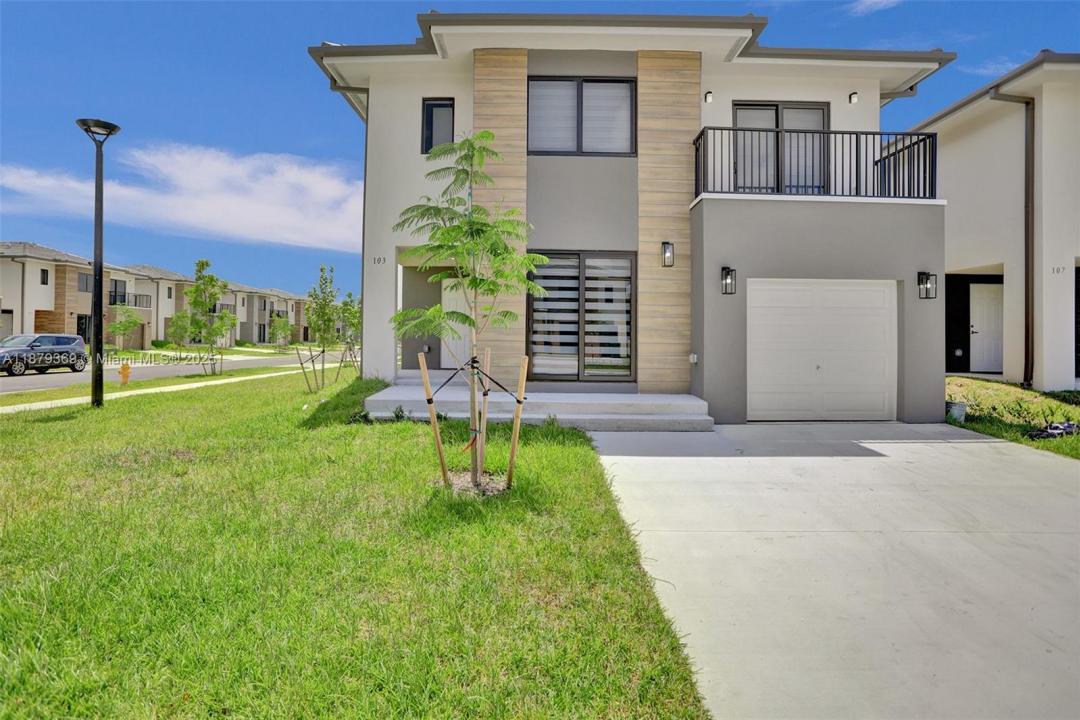 103 NW 10 PLACE 103, Florida City, Florida 33034