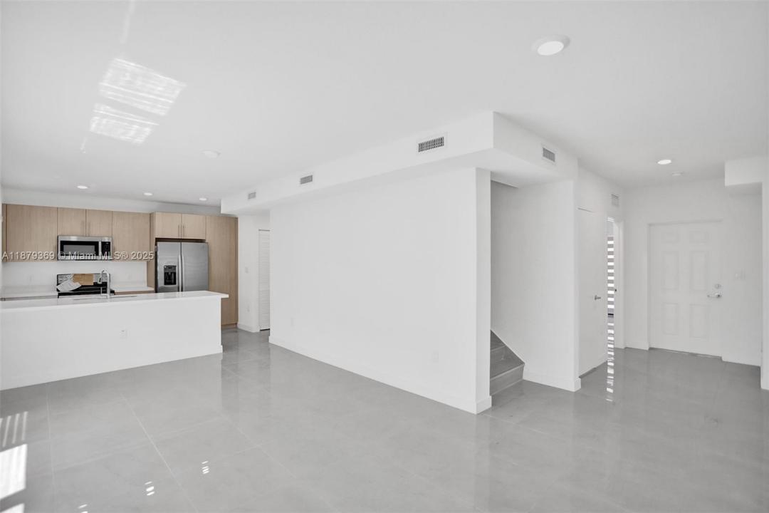 103 NW 10 PLACE 103, Florida City, Florida 33034
