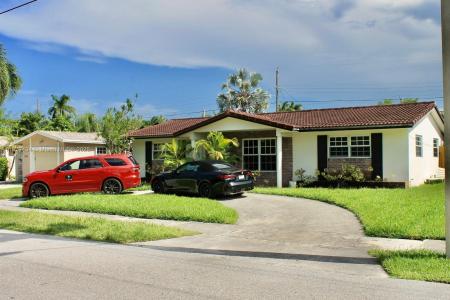 1320 Arthur St 1320, Hollywood, Florida 33019, USA